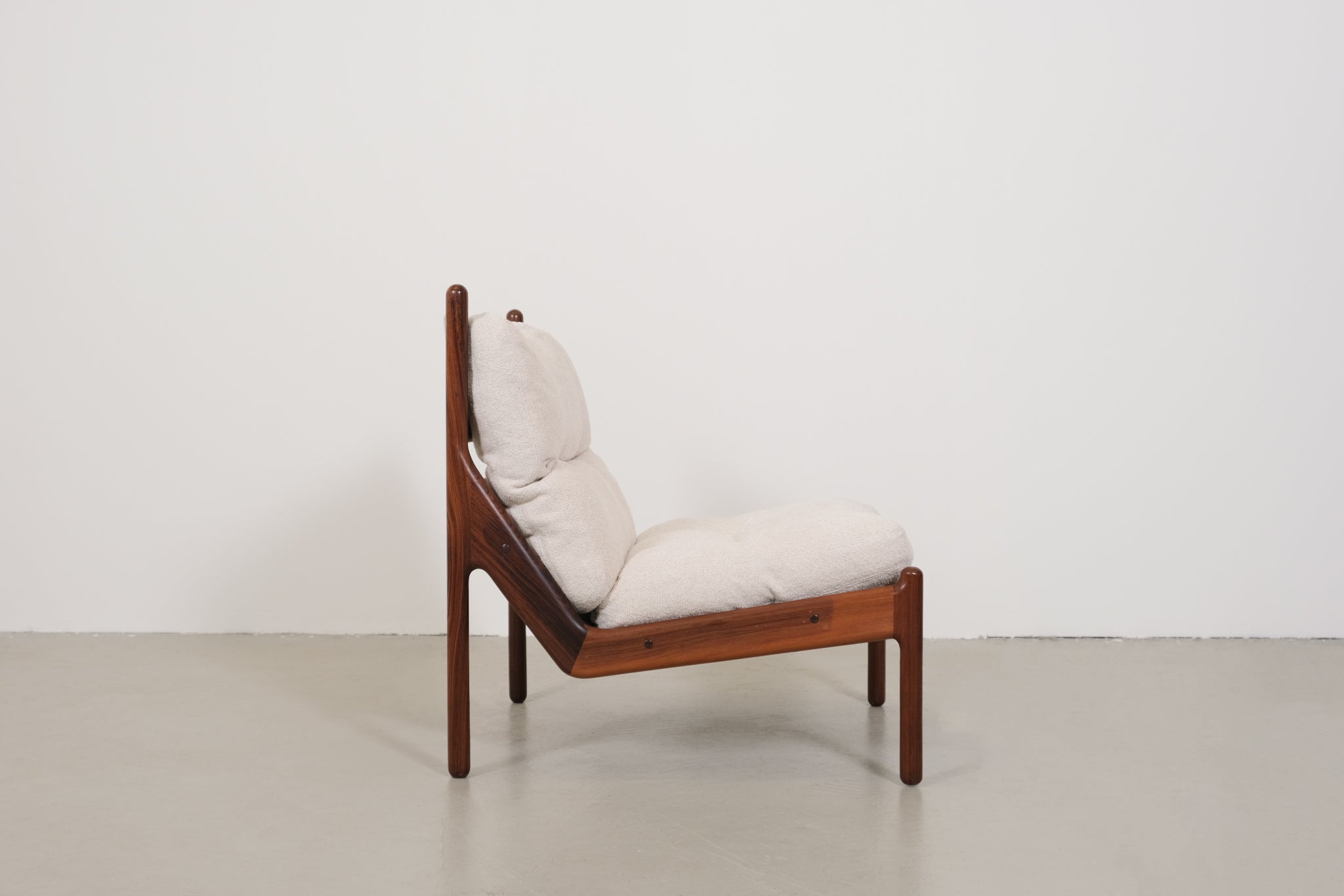 Venus armchair by Illum Wikkelsø for C.F. Christensen