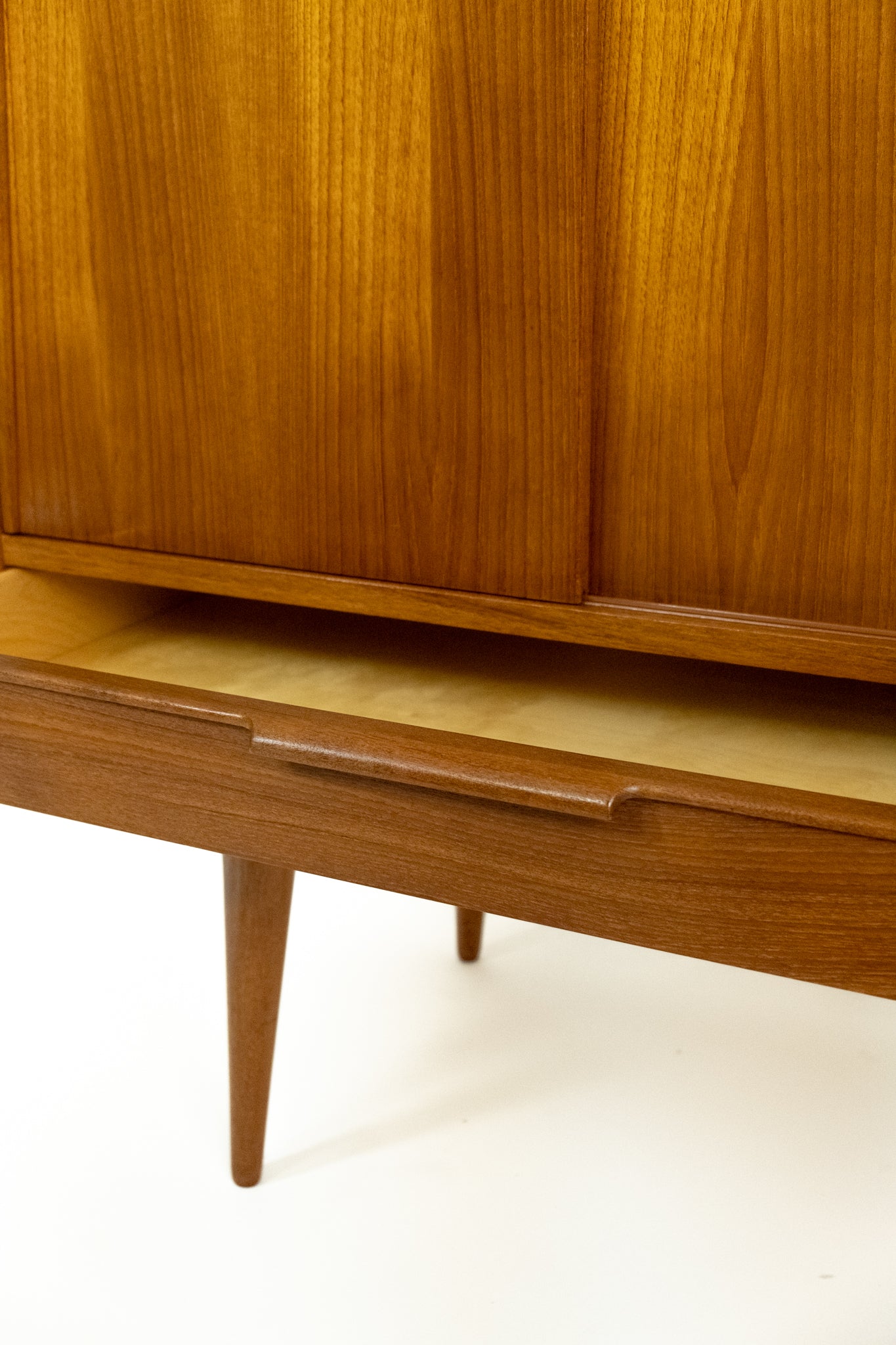 Sideboard Model 13 Gunni Omann voor Omann Jun Møbelfabrik