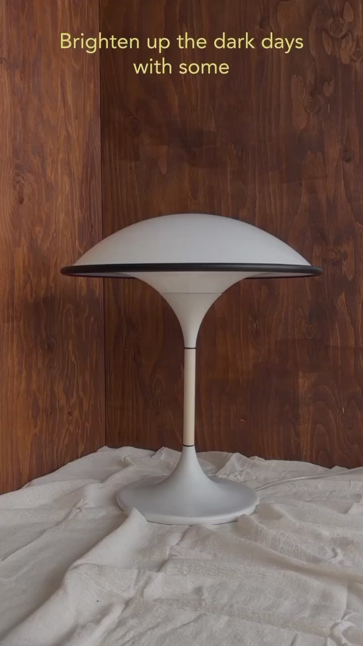 Gele Italiaanse Space Age Lamp